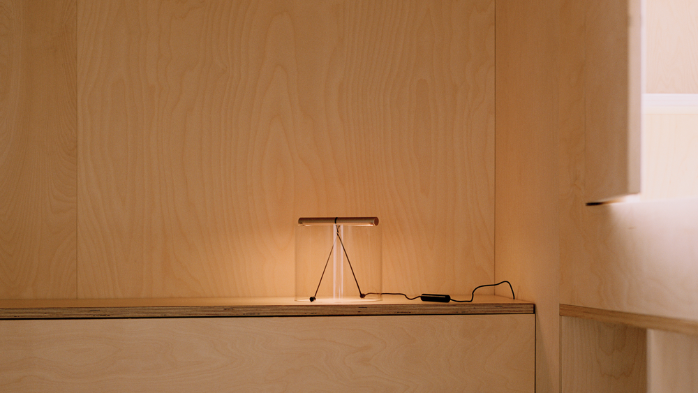 To-Tie, new glass table lamp by Guglielmo Poletti 