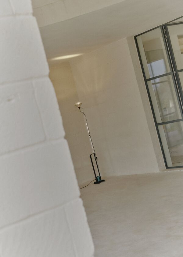 Flos-Toio-PH_Consiglio_Manni-Casa_Maiora_Carovigno_Puglia_Italy-2023-001