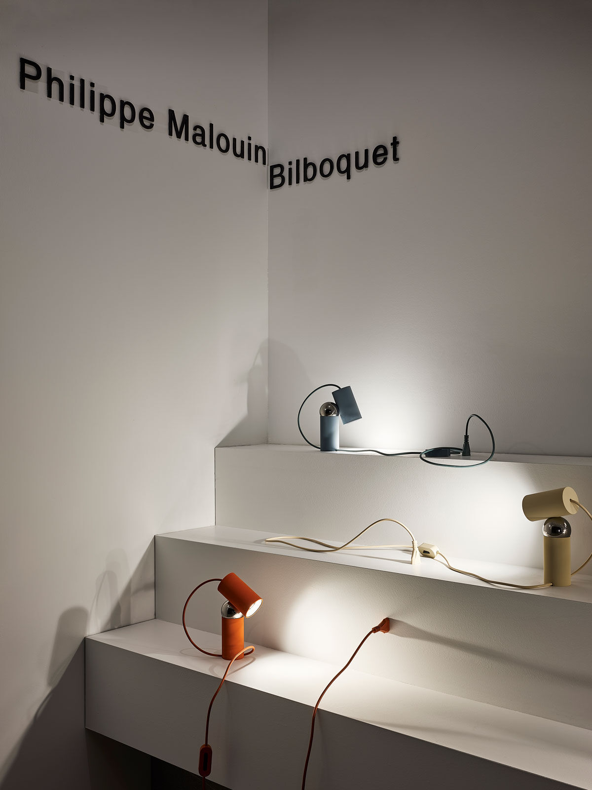 FLOS_euroluce-2023_Bilboquet_table-lamp