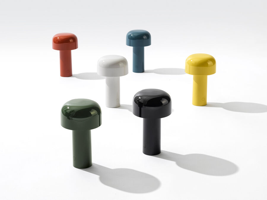 Flos Bellhop Unplugged lamp, Table in environment