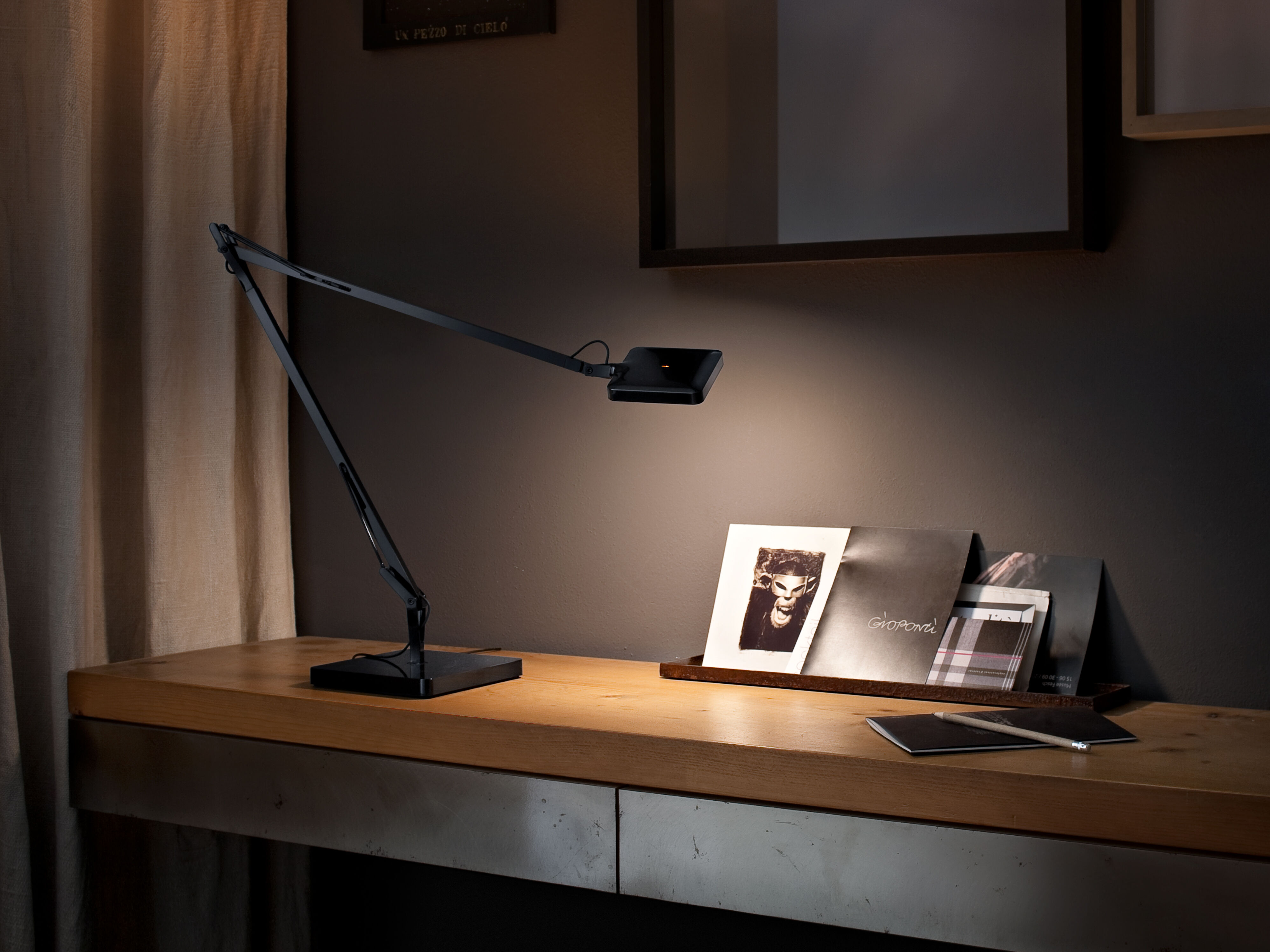 Kelvin Led Base Table Lamp | Flos Official Shop