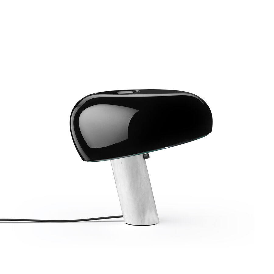 Lampe Flos Snoopy, Table