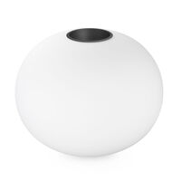 Glo-Ball 2 opaler Diffusor. Schwarzer Sockel