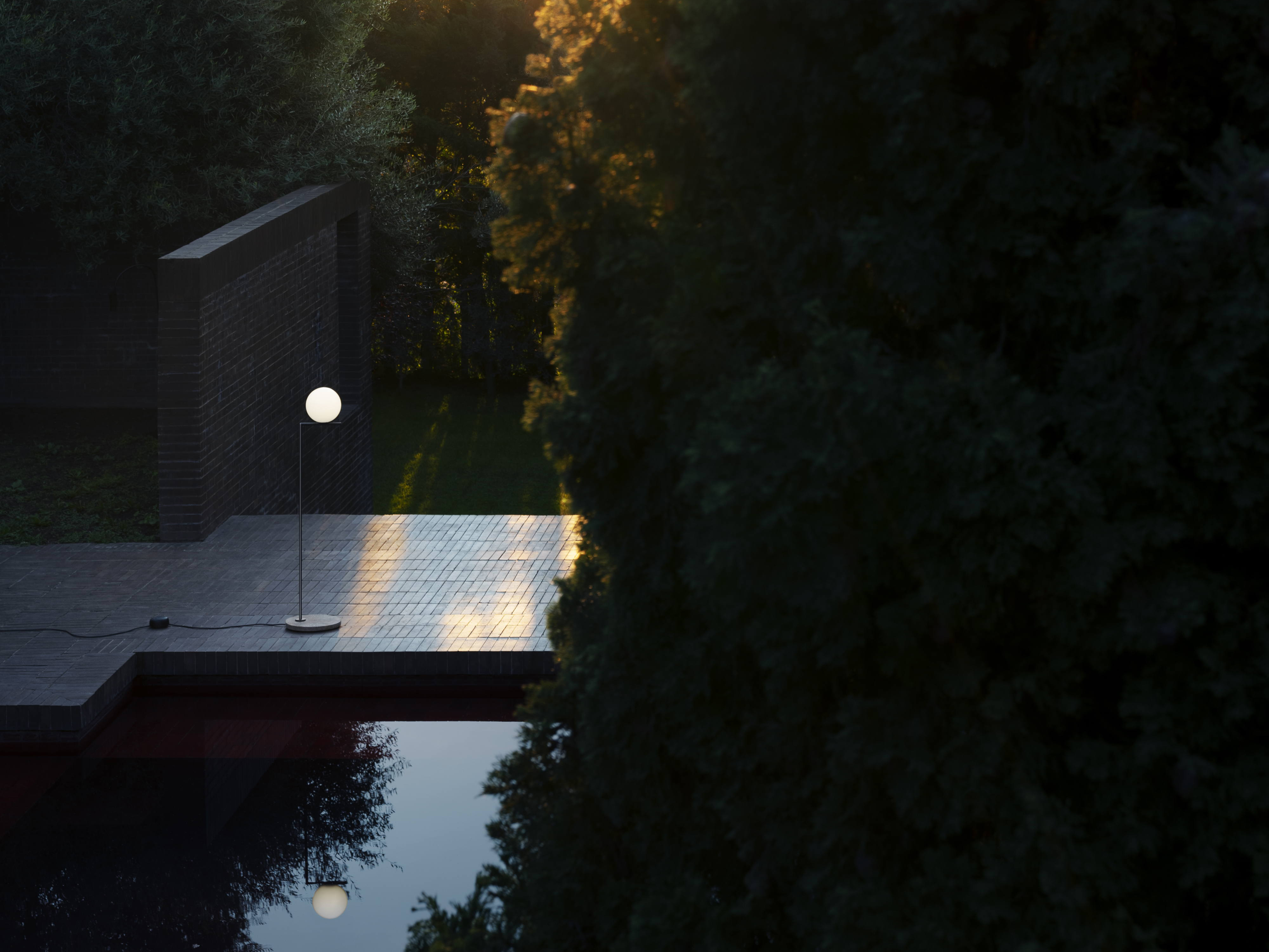 IC F1 Outdoor H 1350 mm, , lifeshot