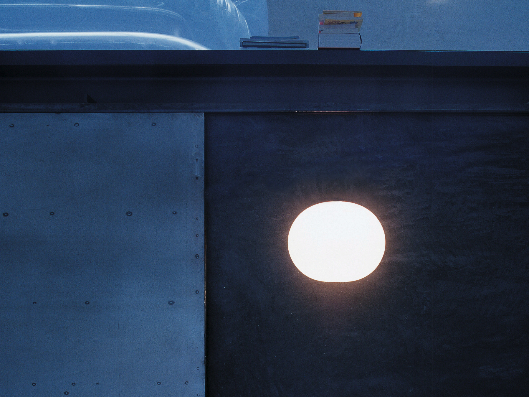 Flos Glo-Ball Wall lamp, White Lamps